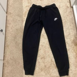 nike drawstring joggers